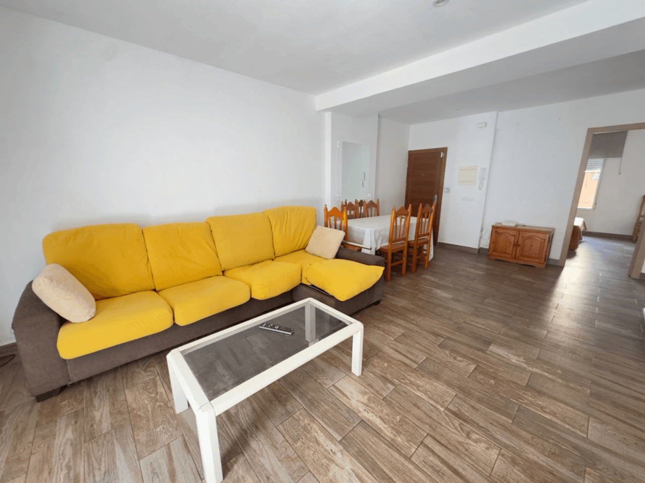 Piso en planta baja con terraza privada en centro de Orba