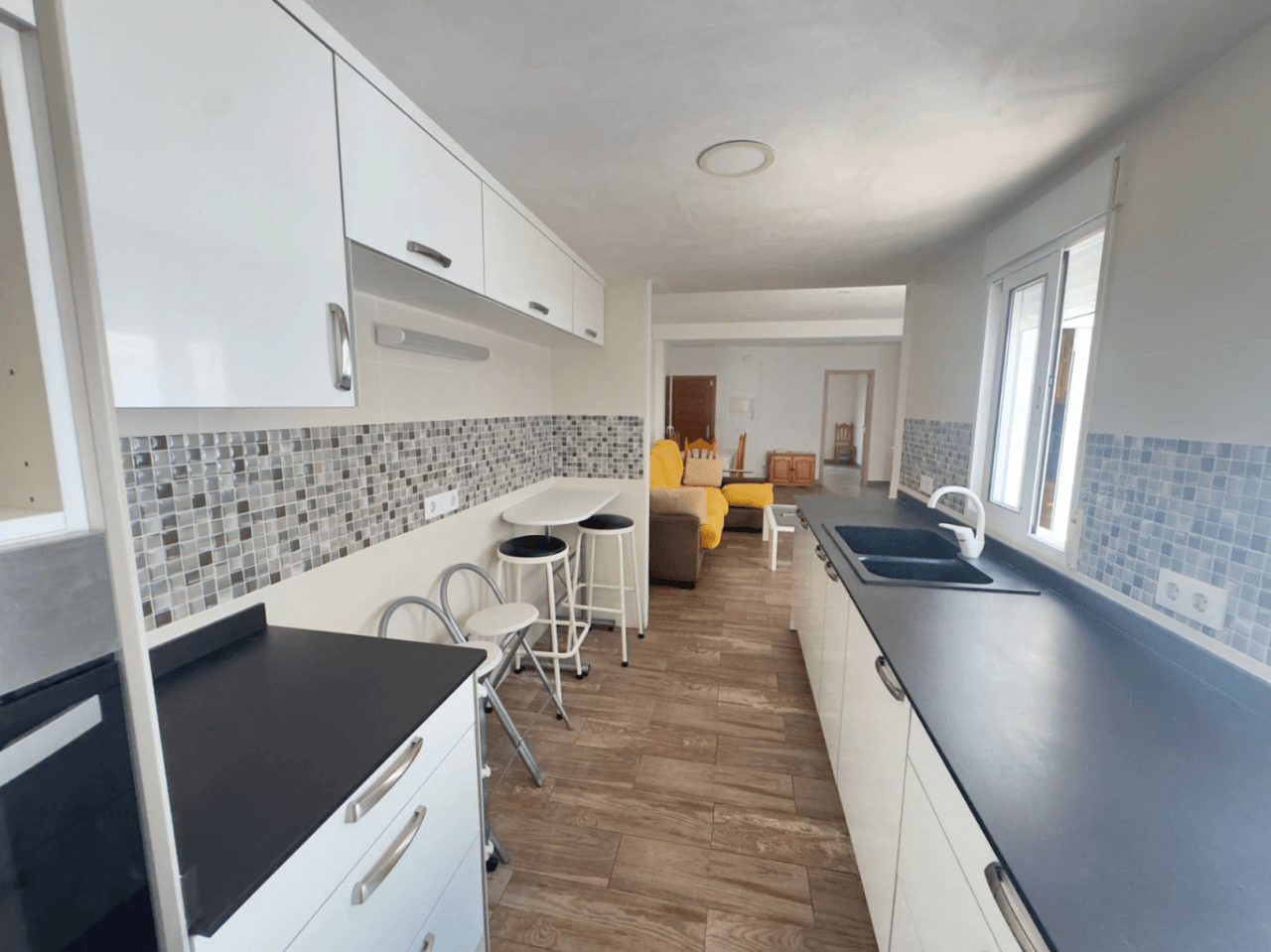 Piso en planta baja con terraza privada en centro de Orba