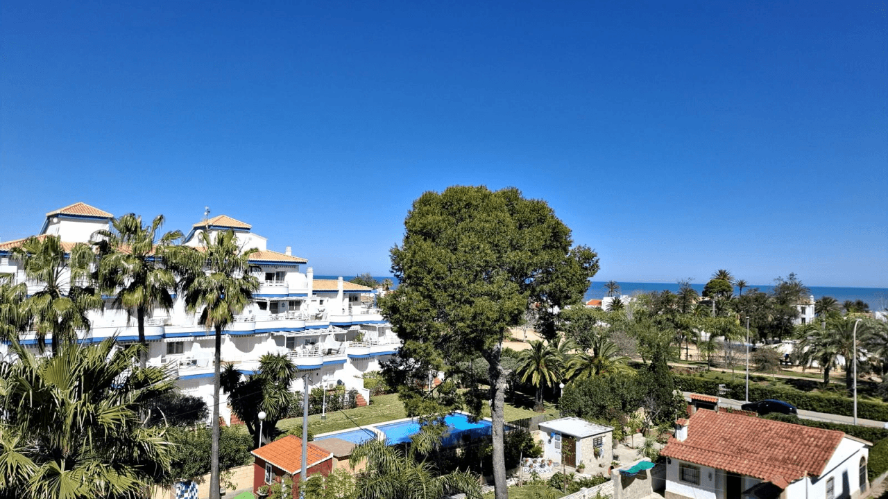 ATICO DUPLEX CON VISTAS AL MAR