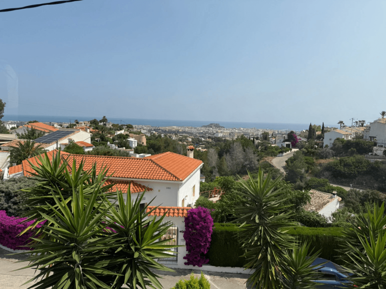Encantadora villa en la zona del Montgó con vistas panorámicas al mar, al castillo y a la ciudad de Dénia
